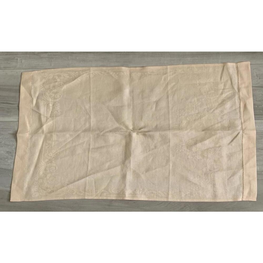 Beautiful Vintage Peach Small Table Cover Tablecloth 31.5” X 18” Ireland Linen